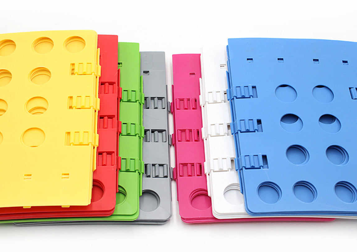 Self-teach folding board